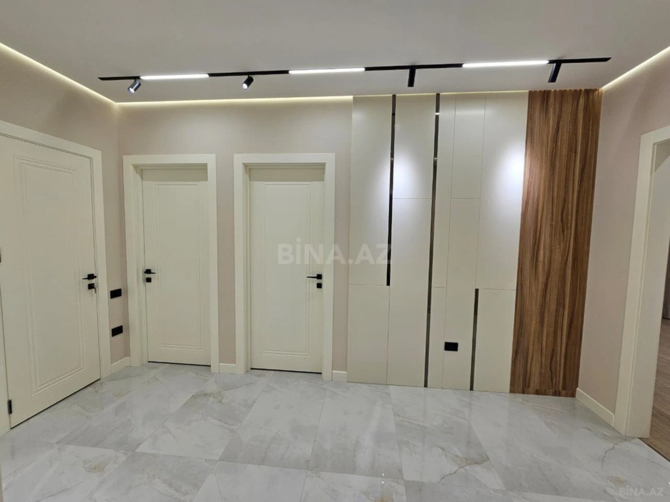 Satılır 3 otaqlı mənzil 110 m²