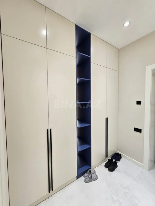 Satılır 3 otaqlı mənzil 110 m²