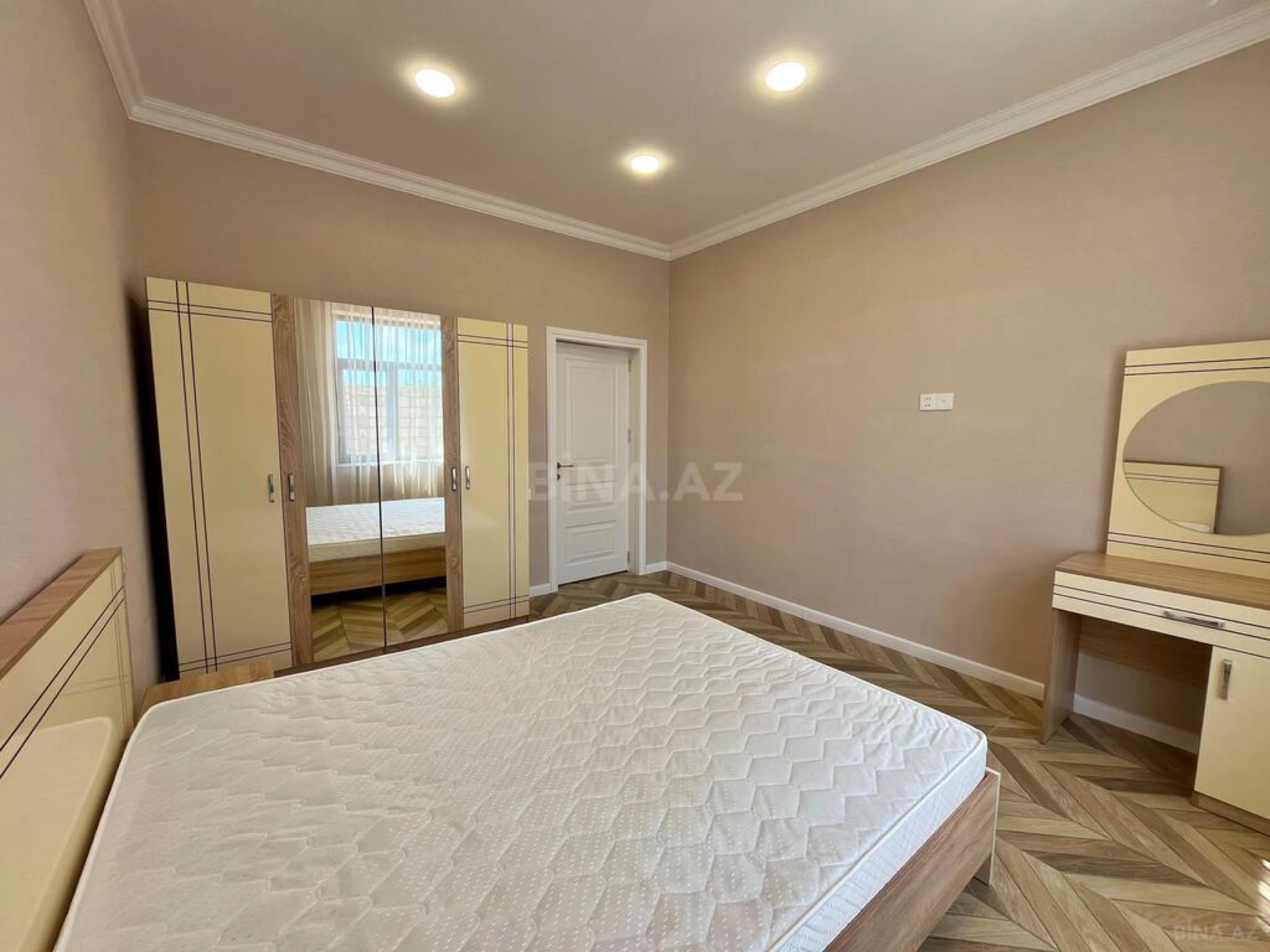 Satılır 3 otaqlı həyət evi 120 m²