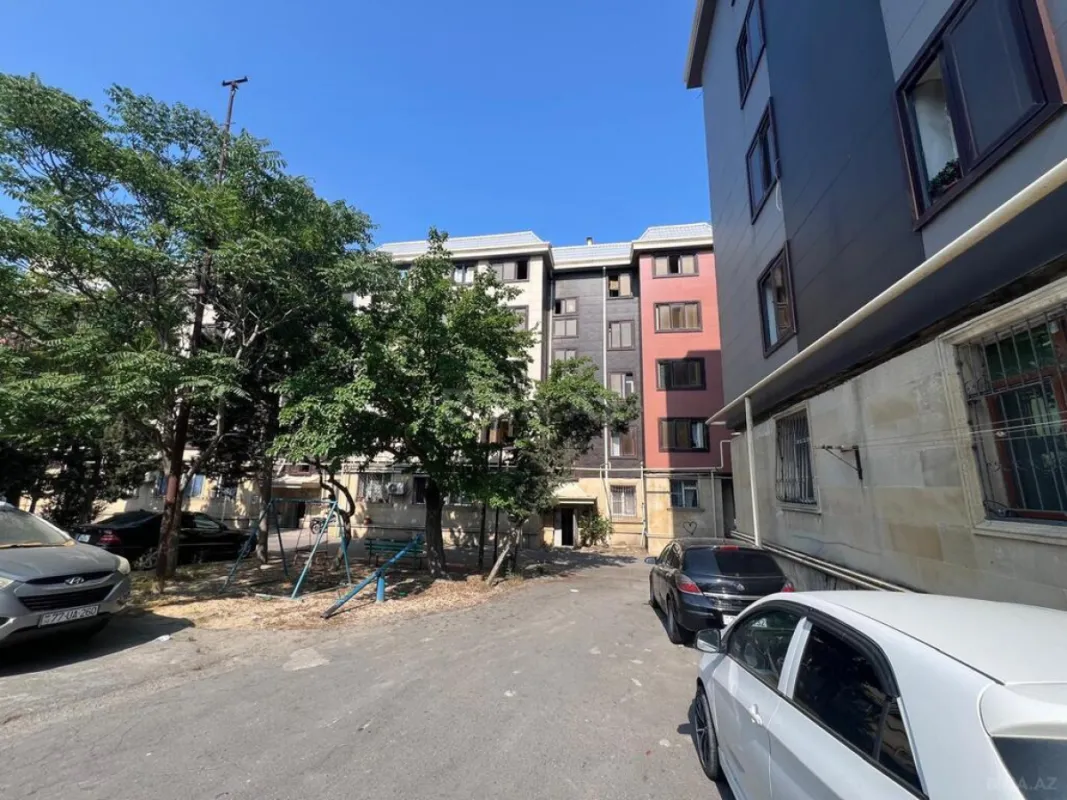 Satılır 2 otaqlı mənzil 48 m²