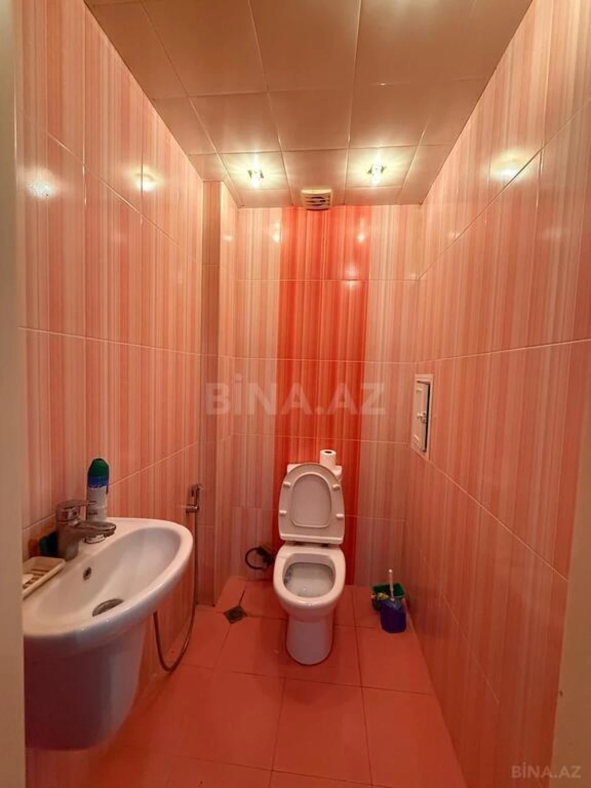 Satılır 2 otaqlı mənzil 90 m²