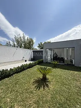 Satılır 4 otaqlı həyət evi 160 m²