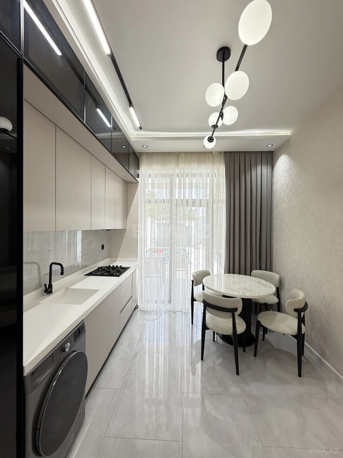 Satılır 4 otaqlı həyət evi 160 m²