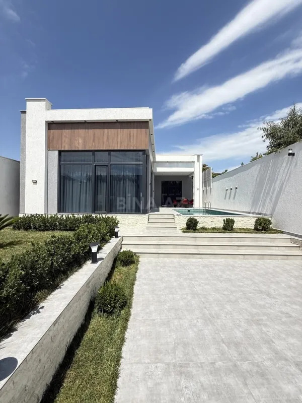 Satılır 4 otaqlı həyət evi 160 m²