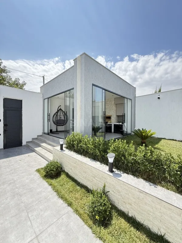 Satılır 4 otaqlı həyət evi 160 m²
