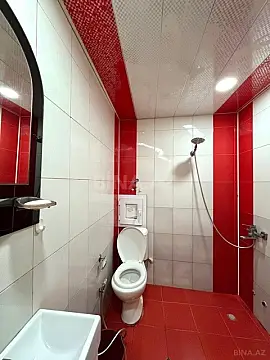 Kirayə verilir 2 otaqlı mənzil 65 m²
