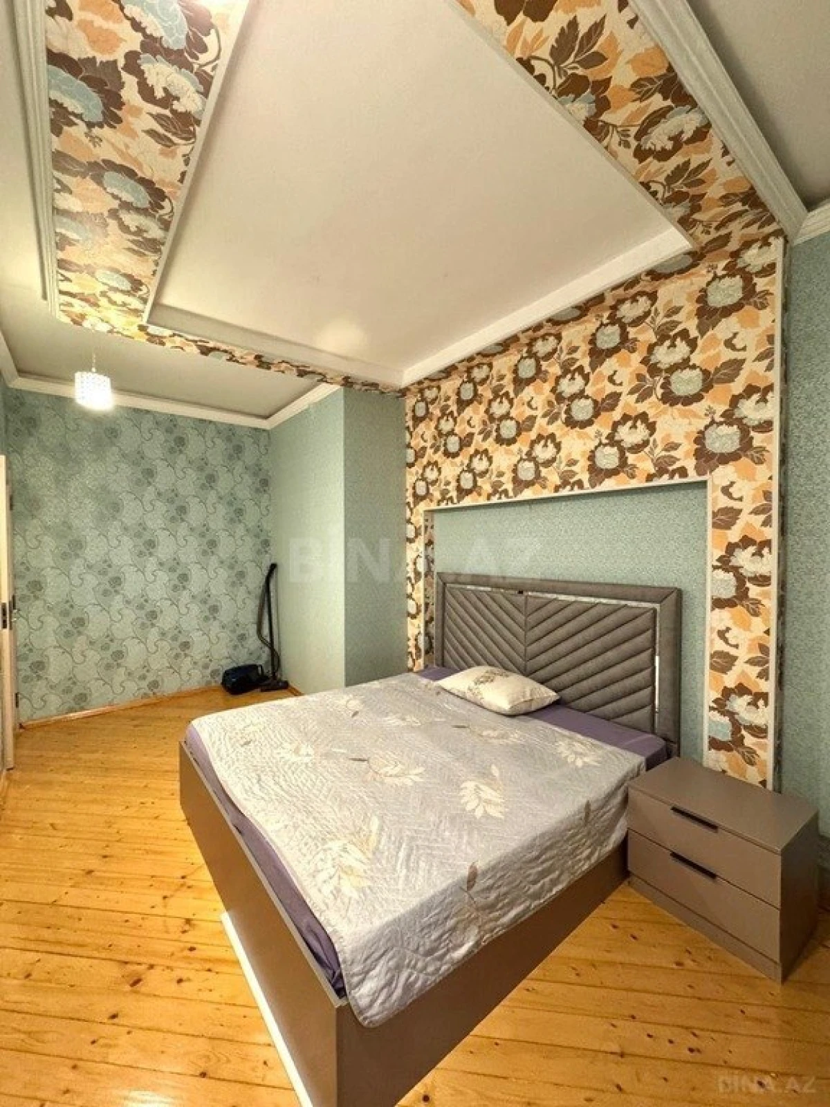 Kirayə verilir 2 otaqlı mənzil 65 m²