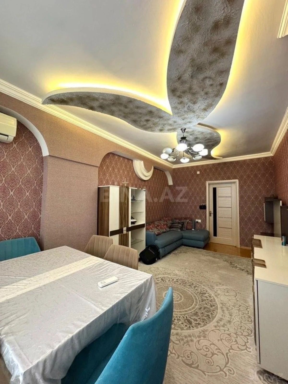 Kirayə verilir 2 otaqlı mənzil 65 m²