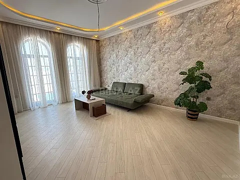 Satılır 4 otaqlı həyət evi 160 m²