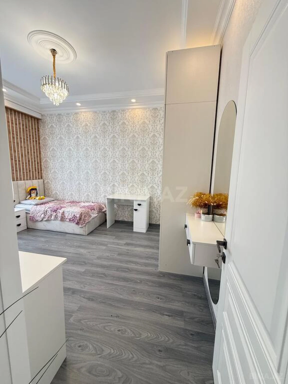 Satılır 4 otaqlı həyət evi 160 m²
