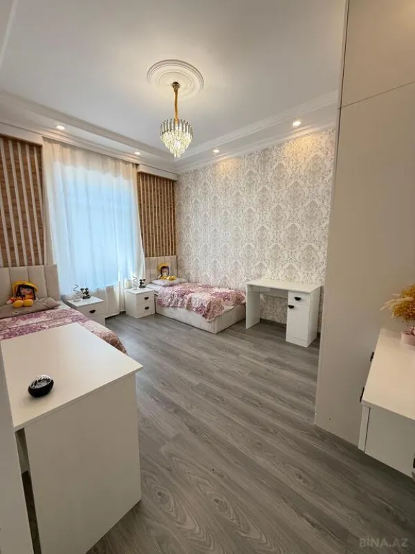 Satılır 4 otaqlı həyət evi 160 m²