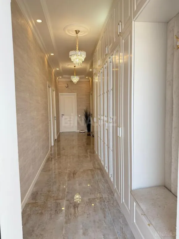 Satılır 4 otaqlı həyət evi 160 m²