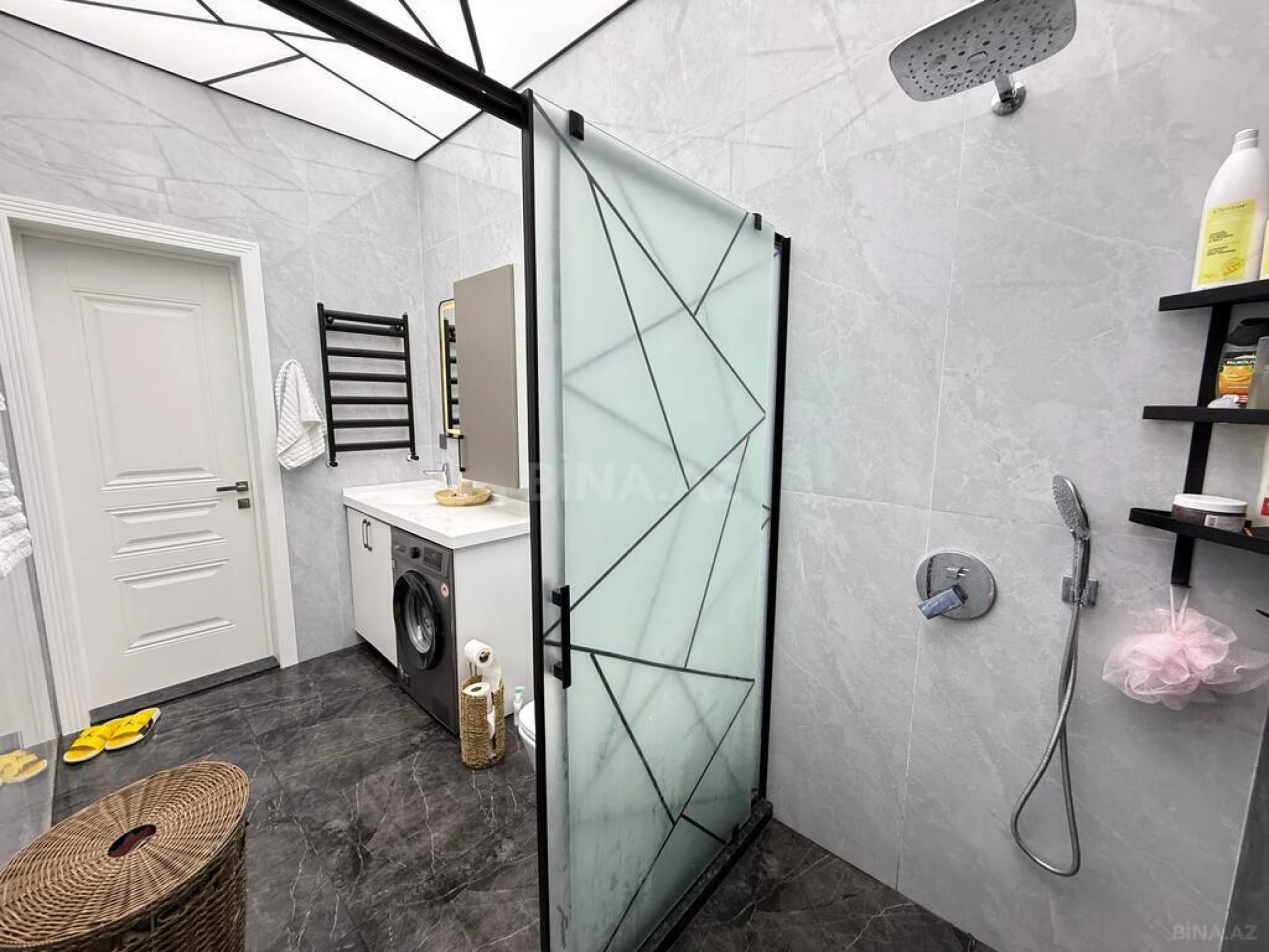 Satılır 4 otaqlı həyət evi 160 m²