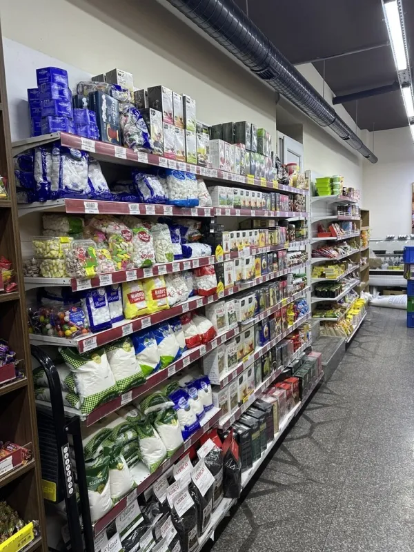 Satılır obyekt 200 m²