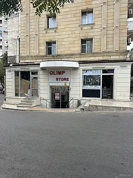 Satılır obyekt 200 m² — Bakı, Nizami 200.00 m²