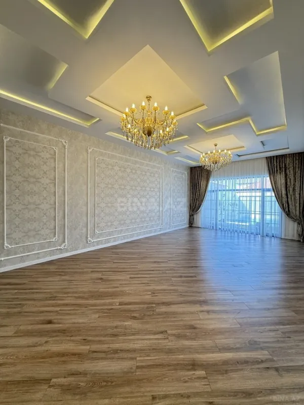 Satılır 5 otaqlı həyət evi 225 m²