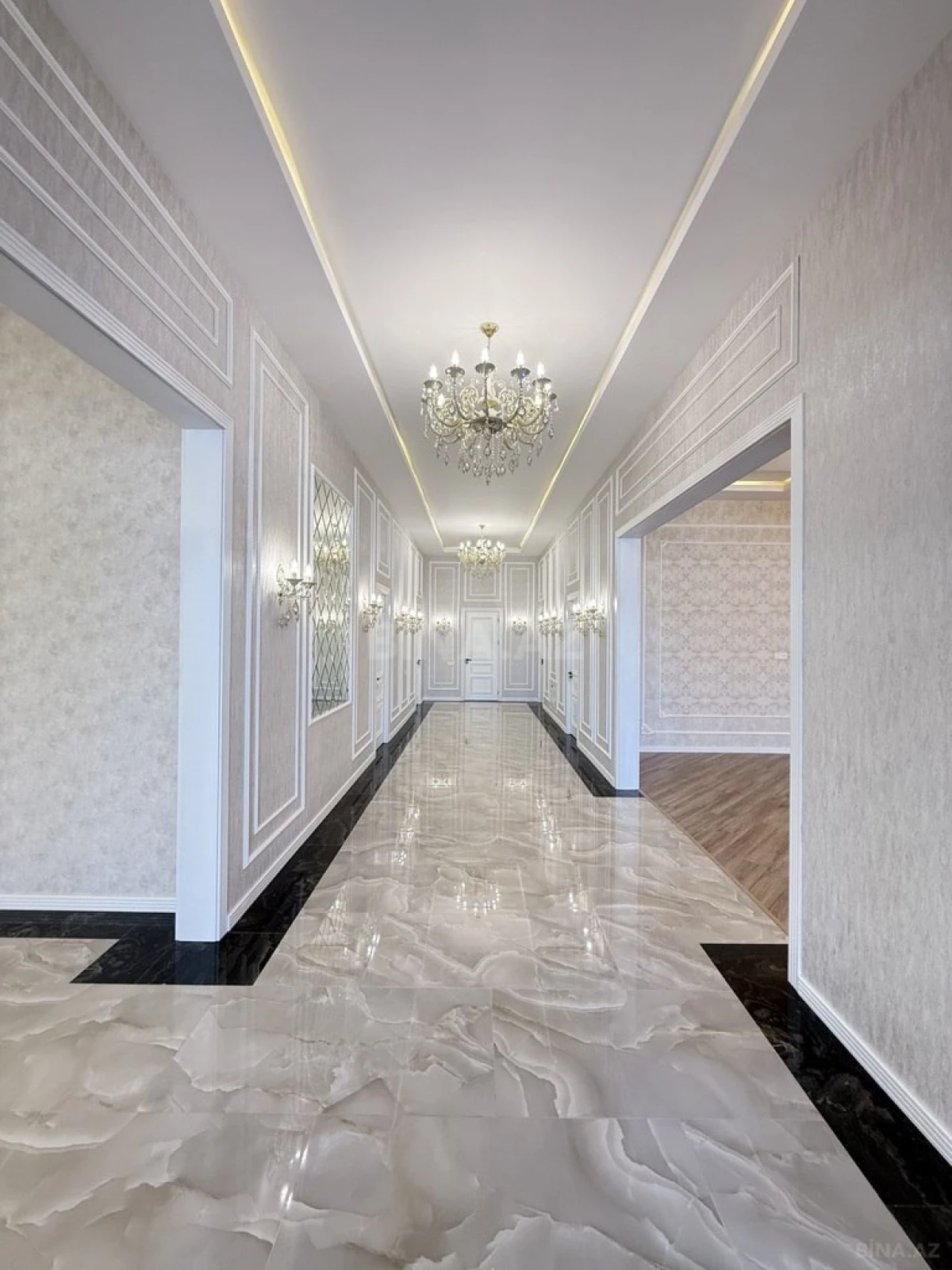 Satılır 5 otaqlı həyət evi 225 m²