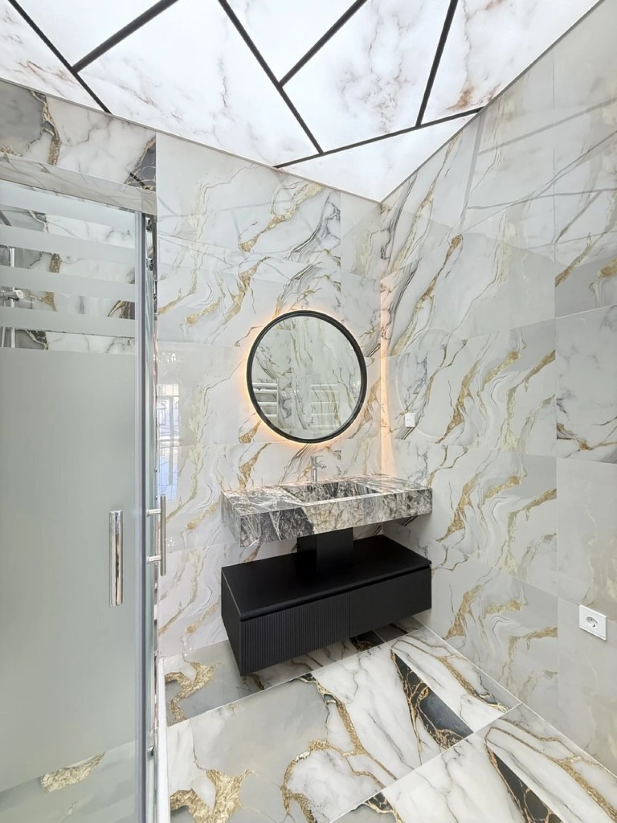 Satılır 5 otaqlı həyət evi 225 m²