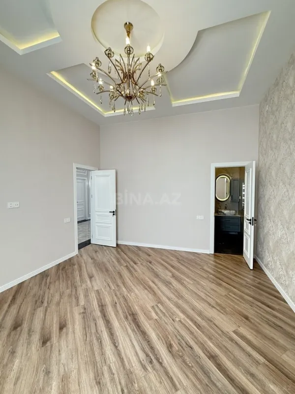 Satılır 5 otaqlı həyət evi 225 m²