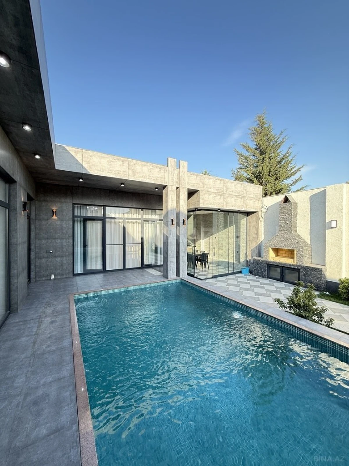 Satılır 4 otaqlı həyət evi 150 m²