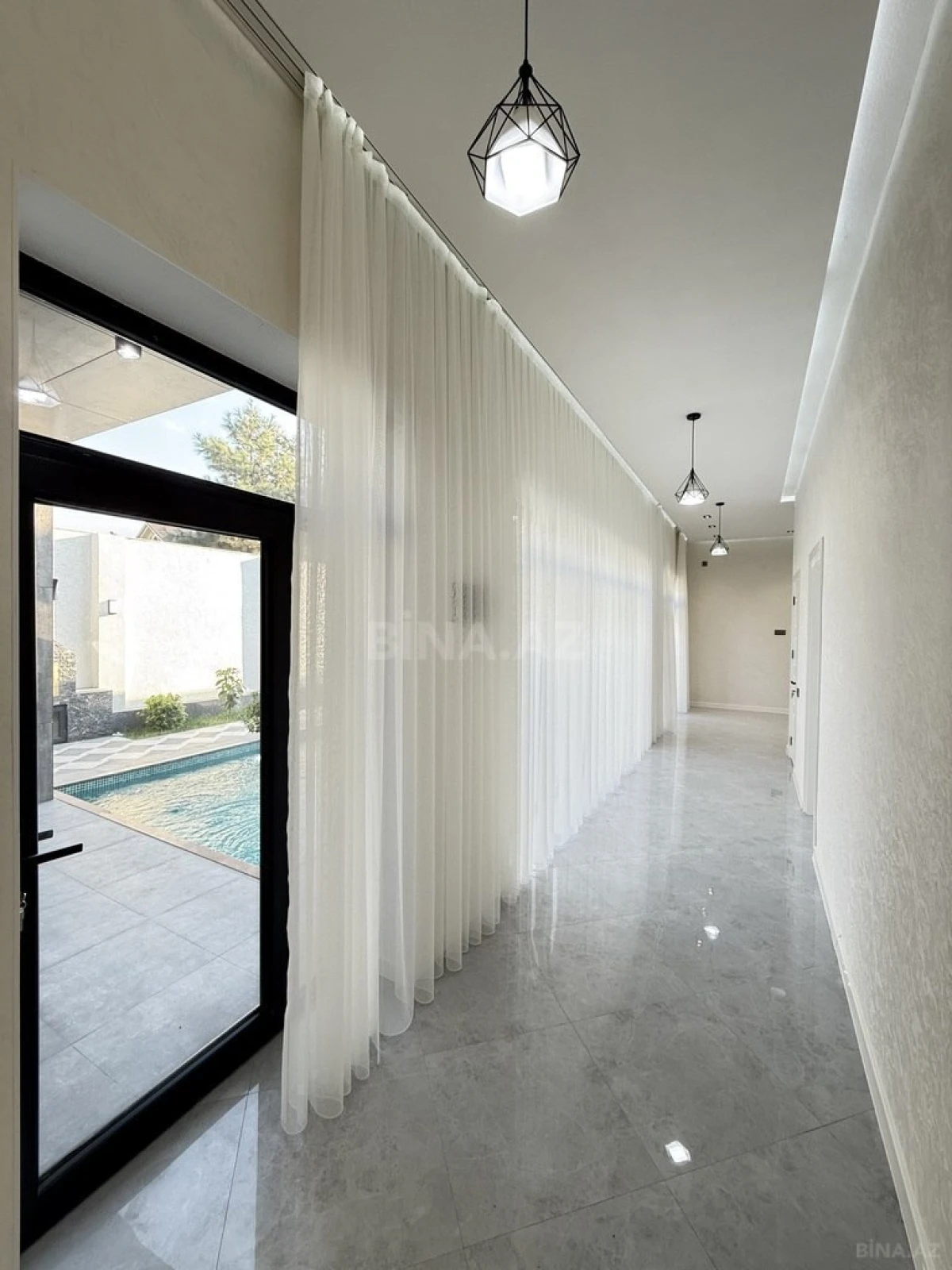 Satılır 4 otaqlı həyət evi 150 m²