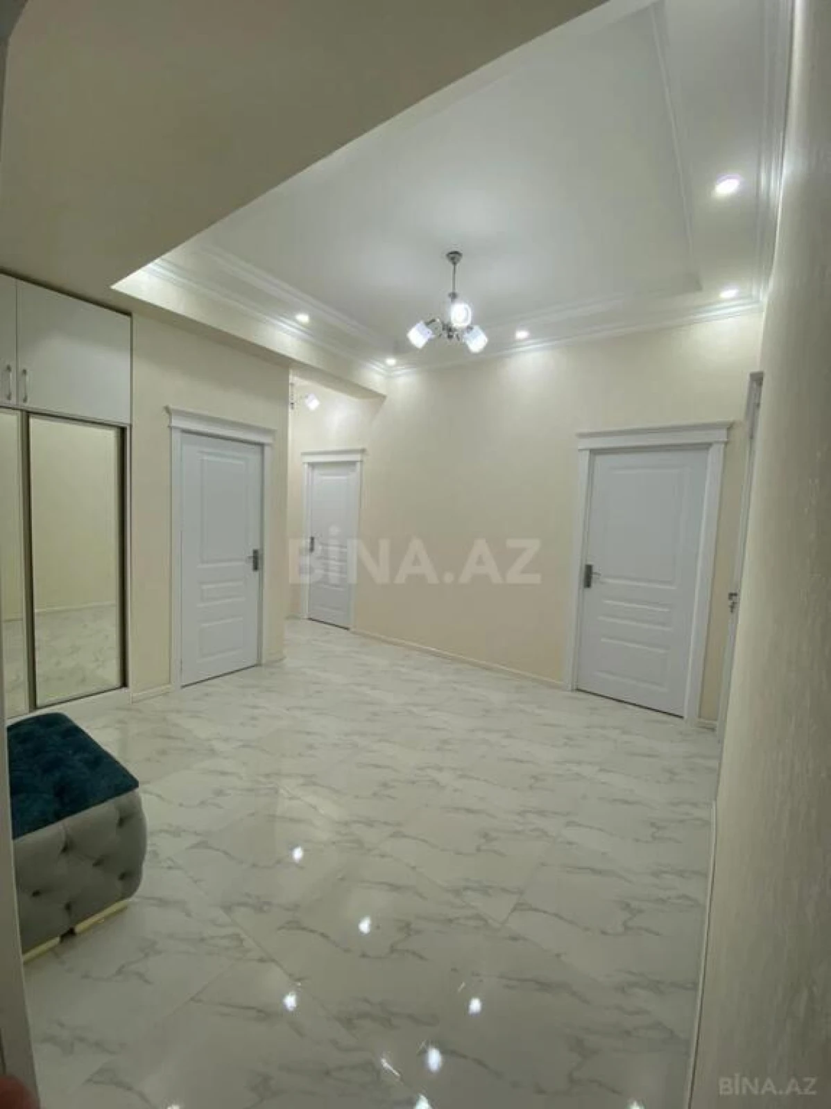 Satılır 3 otaqlı mənzil 95 m²