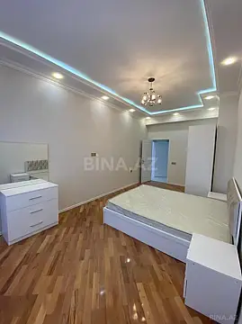Satılır 3 otaqlı mənzil 95 m²