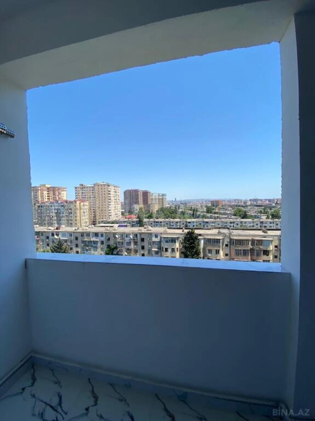 Satılır 3 otaqlı mənzil 95 m²