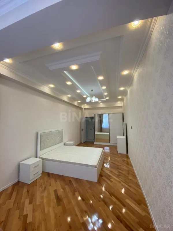 Satılır 3 otaqlı mənzil 95 m²