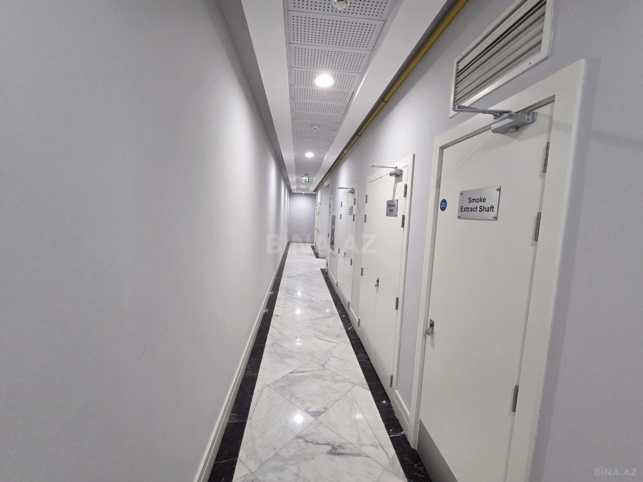 Satılır 7 otaqlı mənzil 231 m²