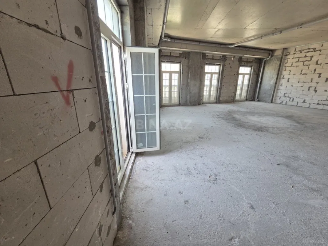 Satılır 3 otaqlı mənzil 118.4 m²