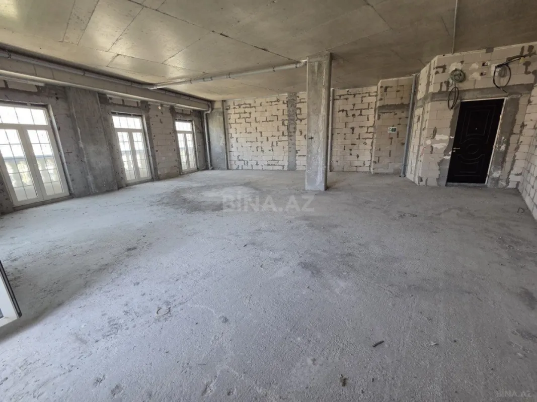 Satılır 3 otaqlı mənzil 118.4 m²