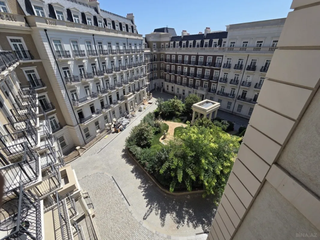 Satılır 3 otaqlı mənzil 112.2 m²