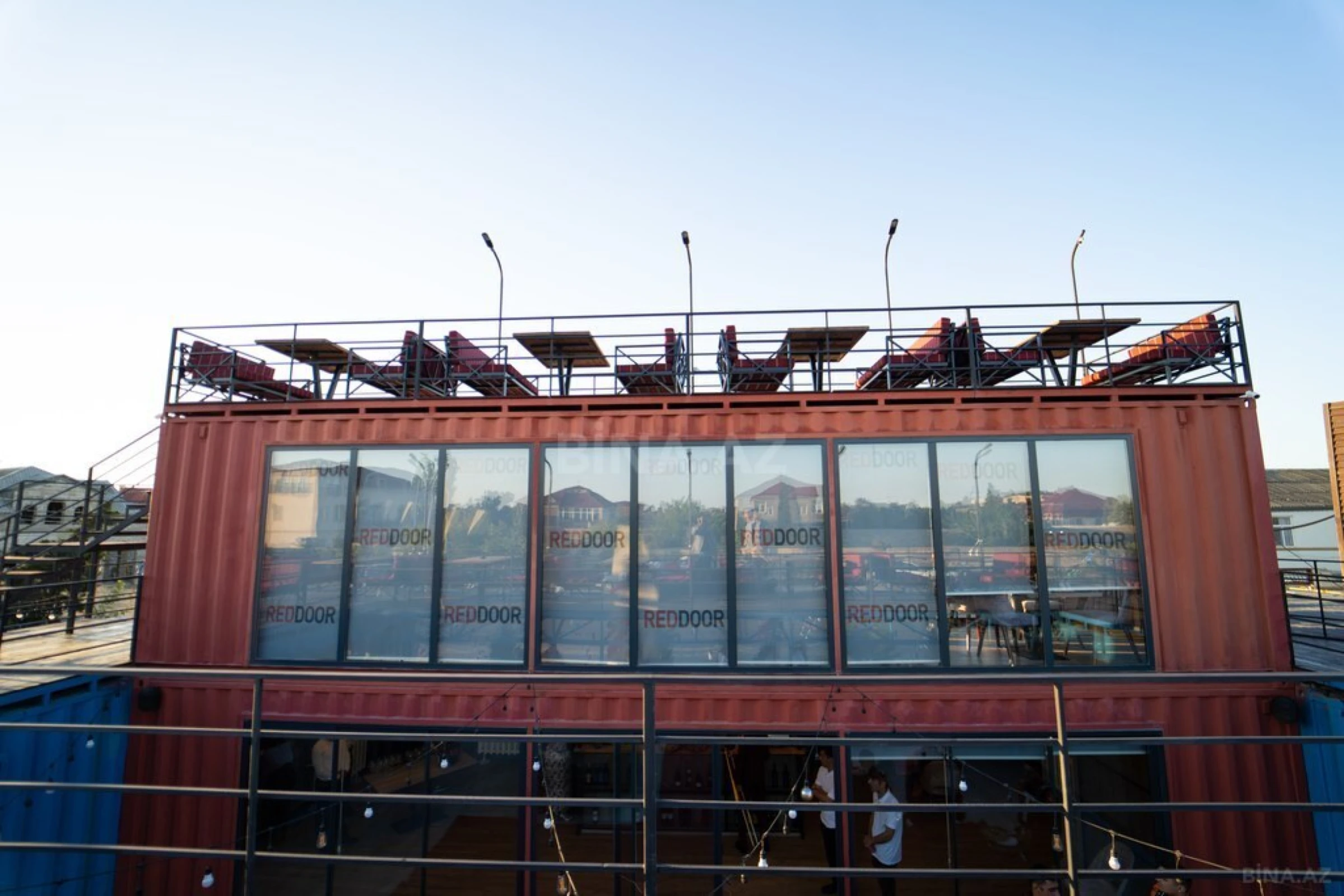 Kirayə verilir obyekt 200 m²