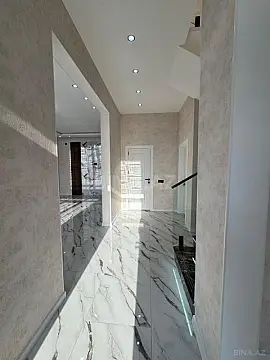 Satılır 4 otaqlı həyət evi 200 m²