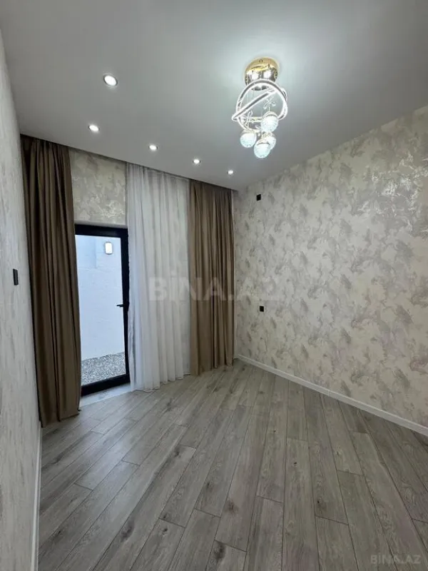 Satılır 4 otaqlı həyət evi 200 m²