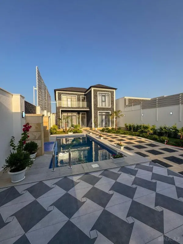 Satılır 4 otaqlı həyət evi 200 m²