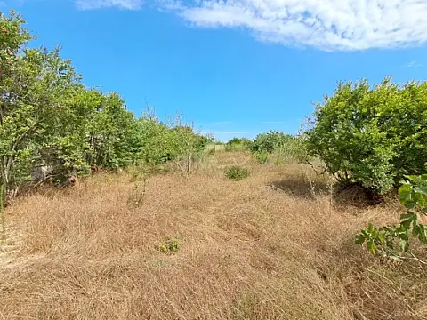 Satılır torpaq sahəsi 12.6 m²