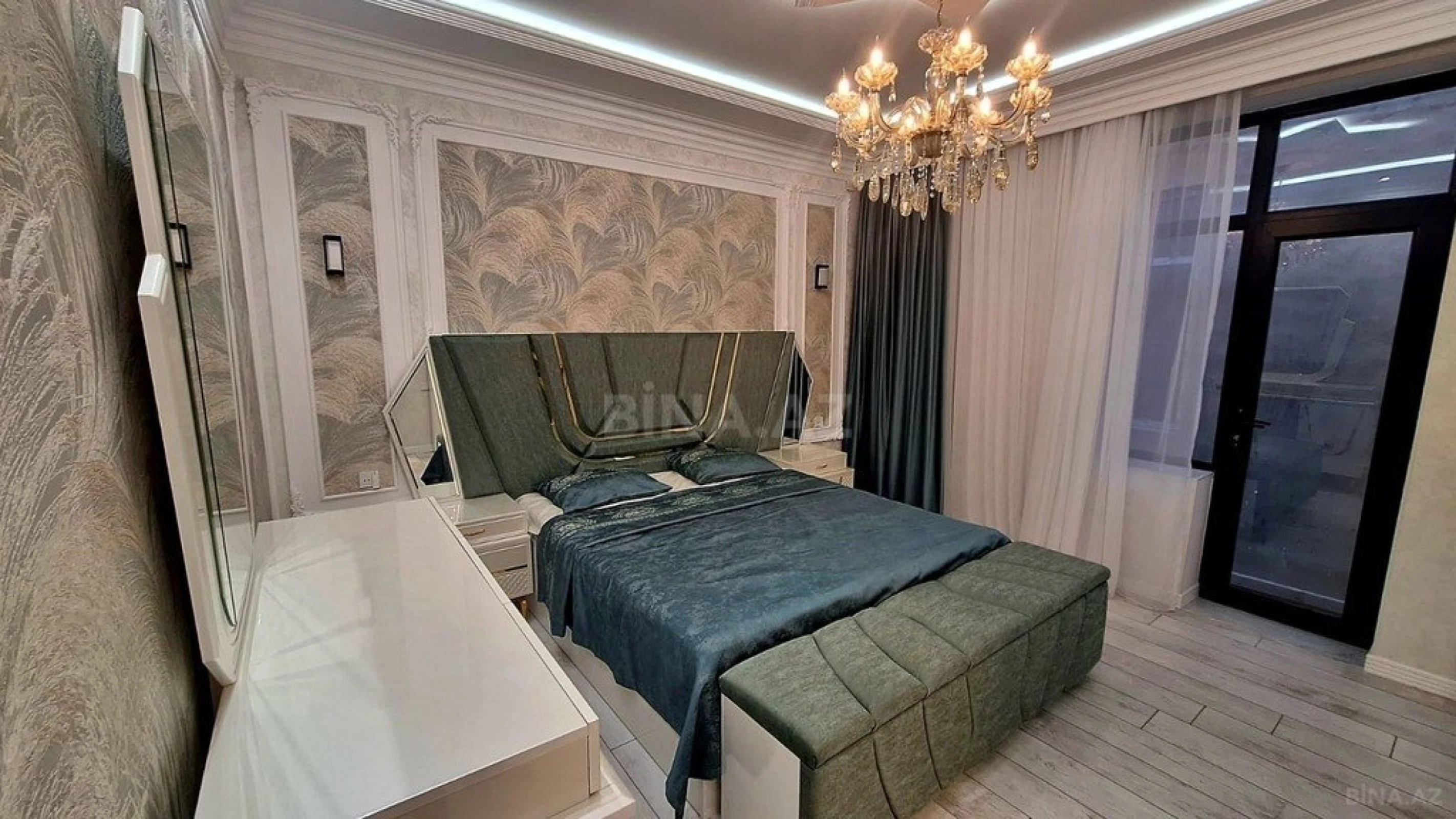 Kirayə verilir 5 otaqlı həyət evi 250 m²