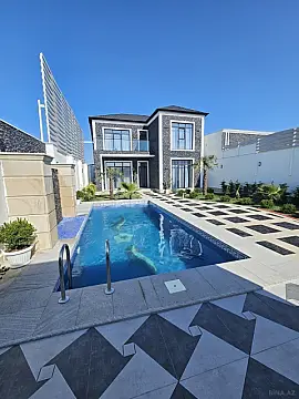 Satılır 5 otaqlı həyət evi 200 m²