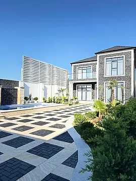 Satılır 5 otaqlı həyət evi 200 m²