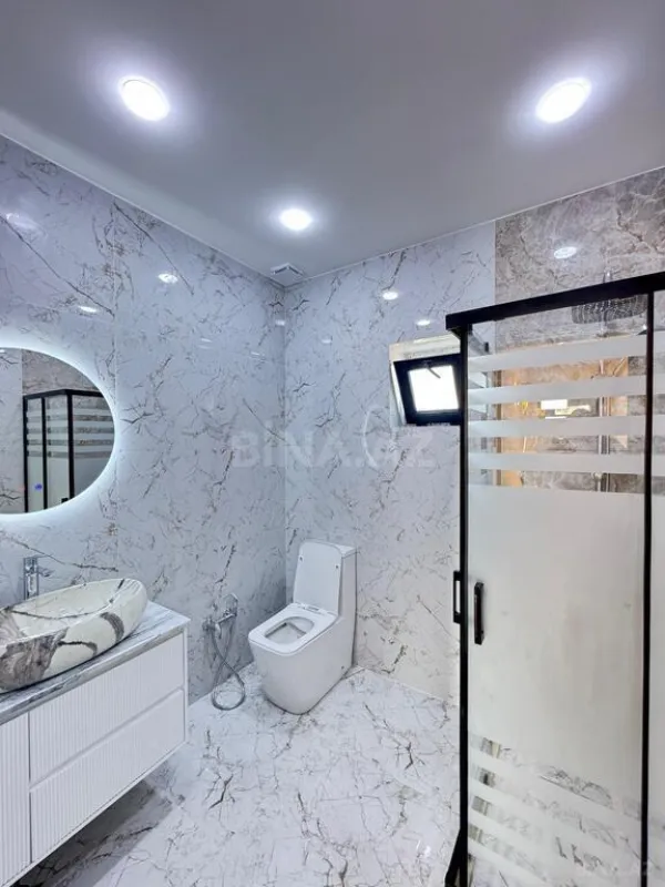 Satılır 5 otaqlı həyət evi 200 m²