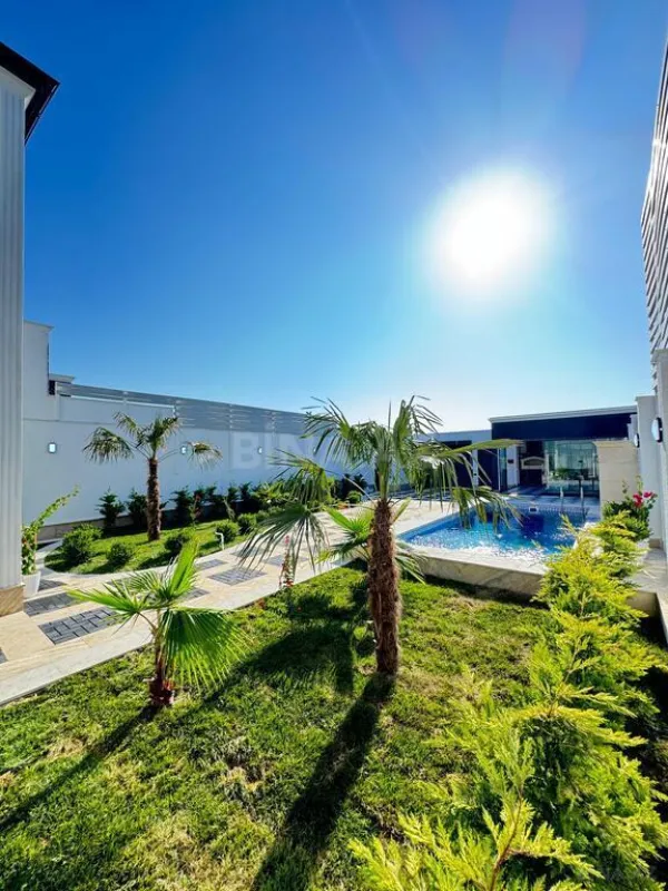 Satılır 5 otaqlı həyət evi 200 m²