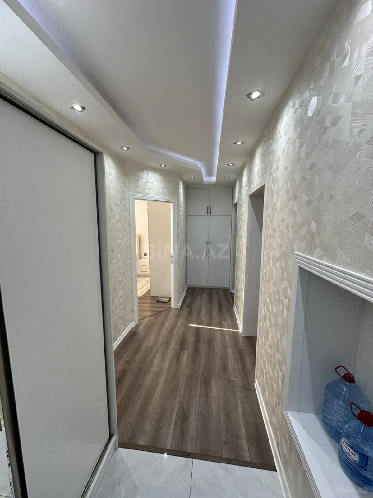 Satılır 3 otaqlı mənzil 70 m²