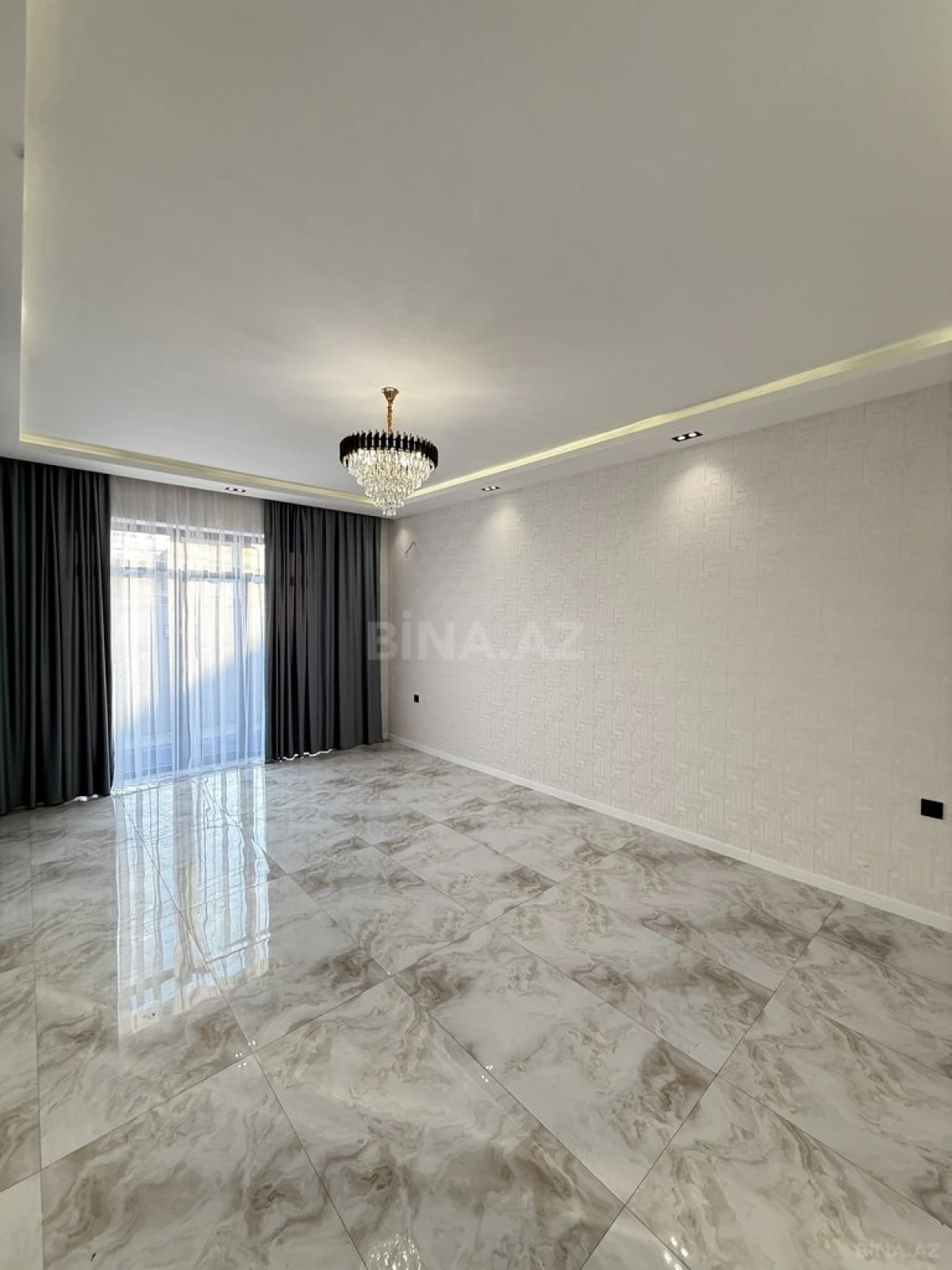 Satılır 4 otaqlı həyət evi 135 m²