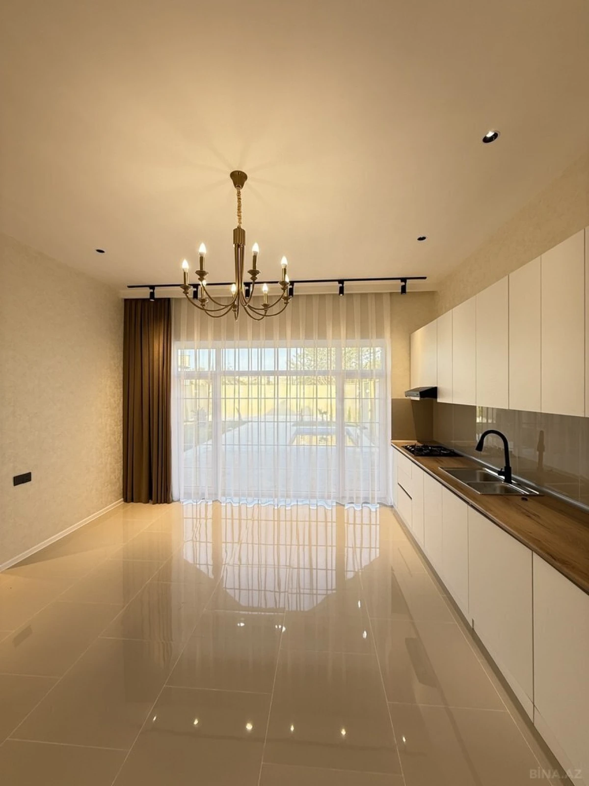 Satılır 4 otaqlı həyət evi 150 m²