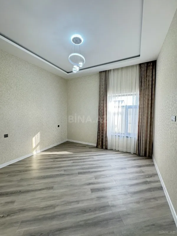 Satılır 4 otaqlı həyət evi 160 m²
