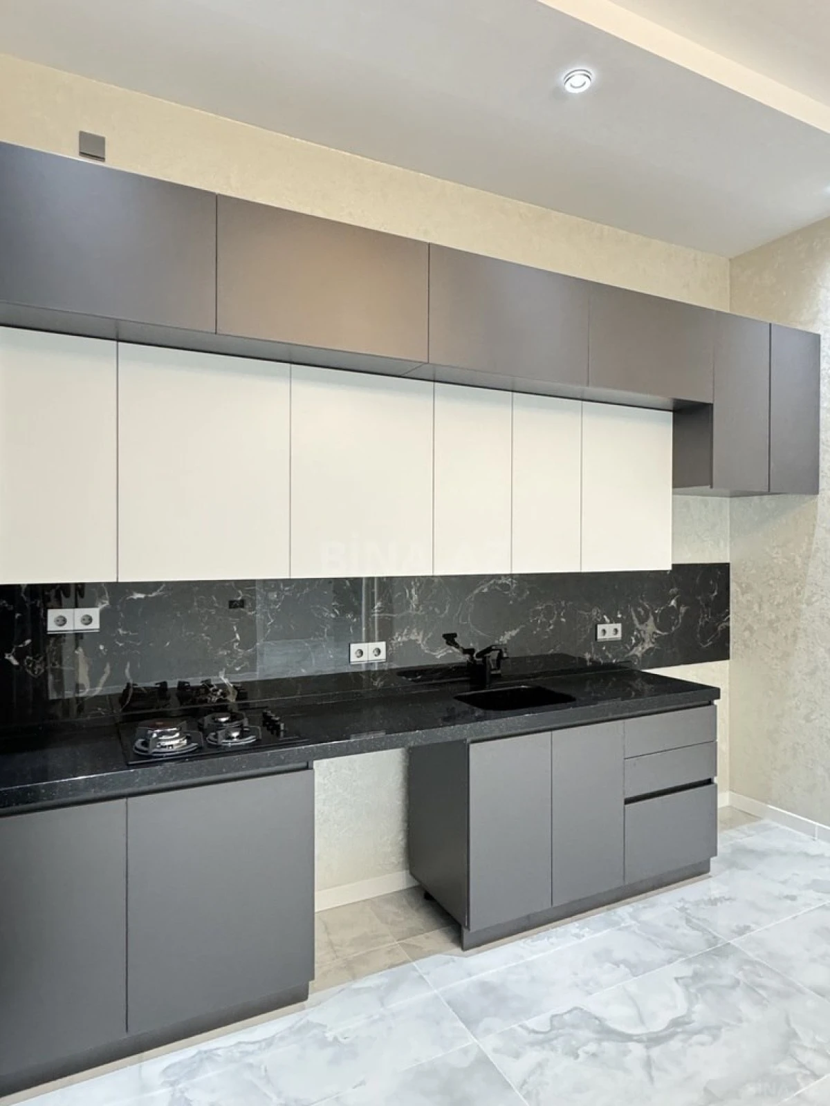 Satılır 4 otaqlı həyət evi 160 m²