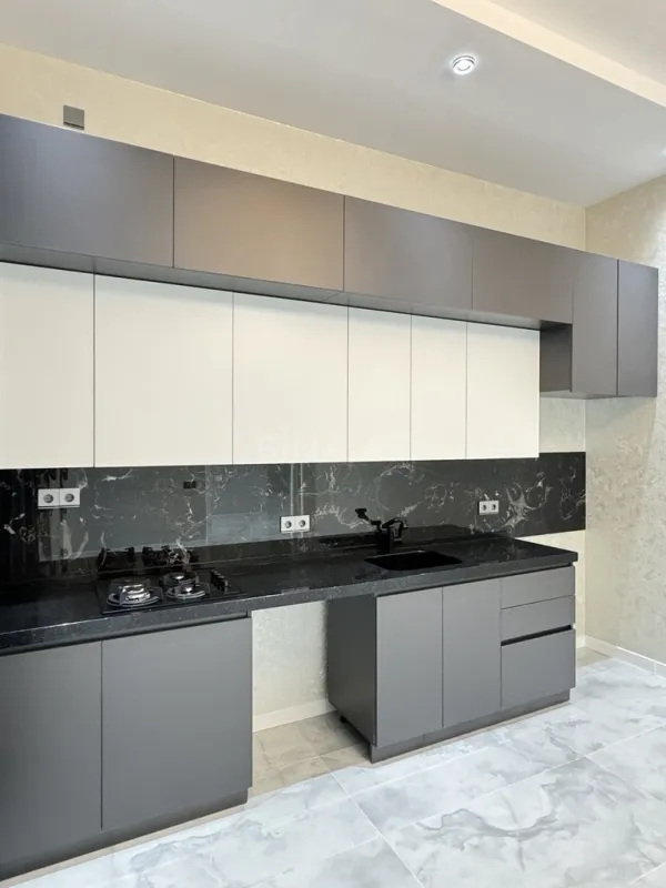 Satılır 4 otaqlı həyət evi 160 m²