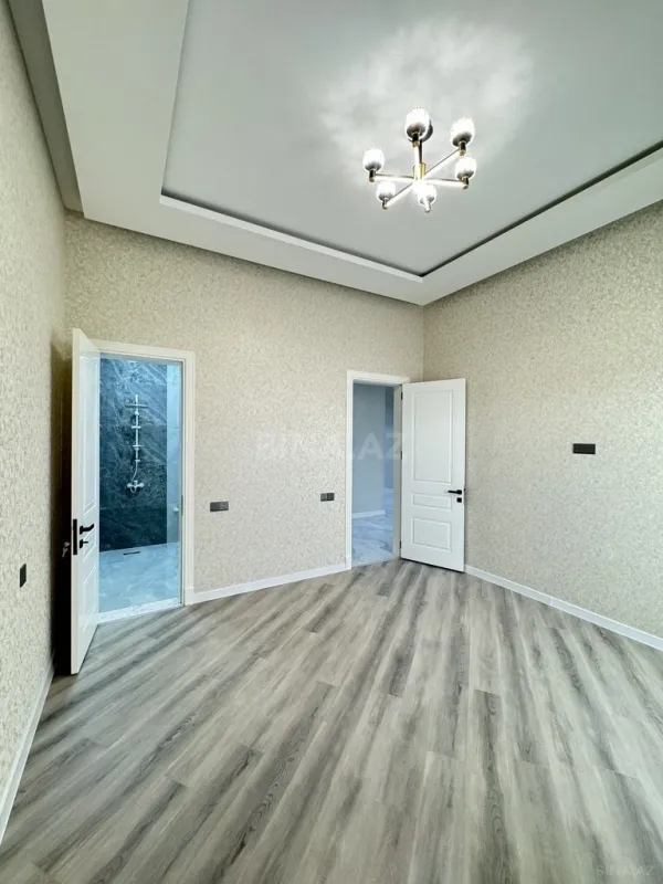 Satılır 4 otaqlı həyət evi 160 m²